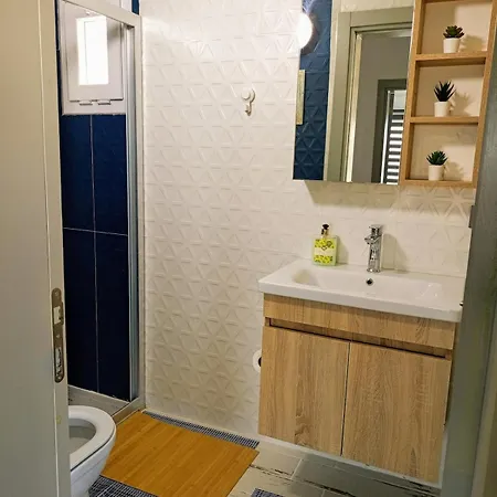 With Private Pool And Unique Sea View In וילה *