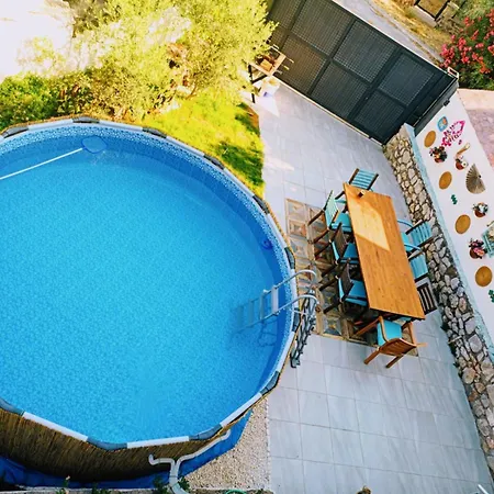 Villa With Private Pool And Unique Sea View In Cesme