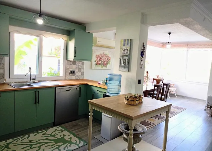 Βίλα With Private Pool And Unique Sea View In