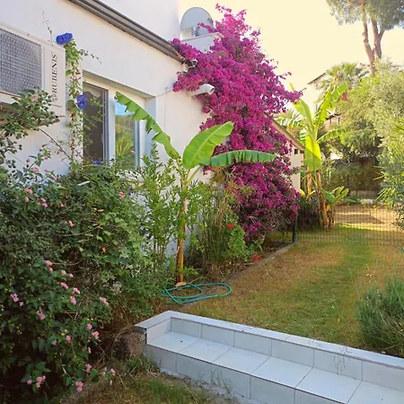 With Private Pool And Unique Sea View In Villa *