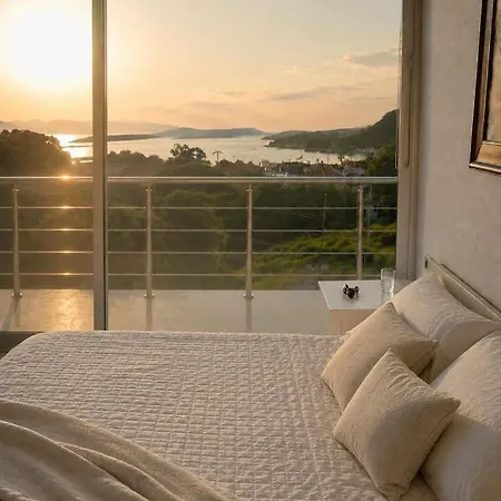 With Private Pool And Unique Sea View In Βίλα *