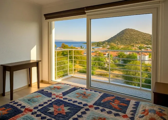 With Private Pool&unique Sea View In Villa