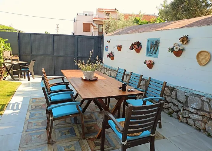 With Private Pool&unique Sea View In *